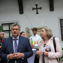 Vizepräsident Christoph Heimerl und Generalsekretärin Rosina Baumgartner
